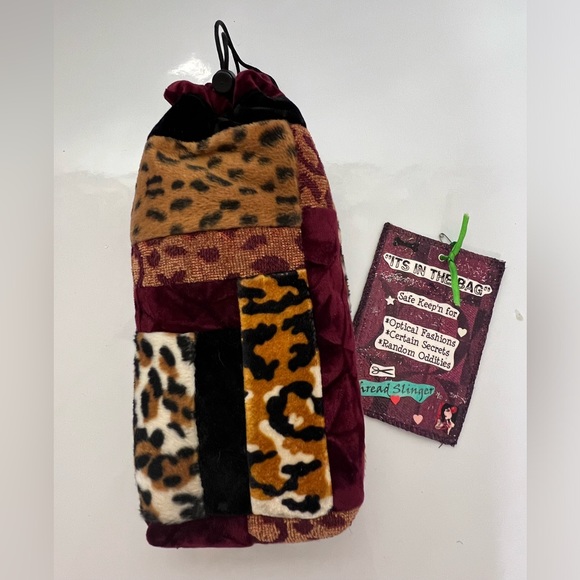 Thread Slinger passed case - Picture 1 of 3